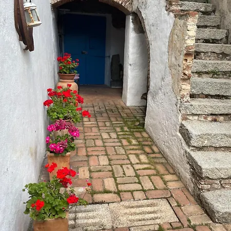 Couette-café Corte San Lussorio 3*