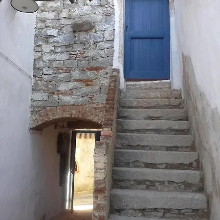 Couette-café Corte San Lussorio 3*