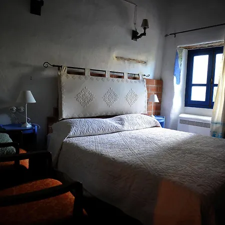 Couette-café Corte San Lussorio 3*