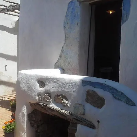 Bed & Breakfast Corte San Lussorio 3*